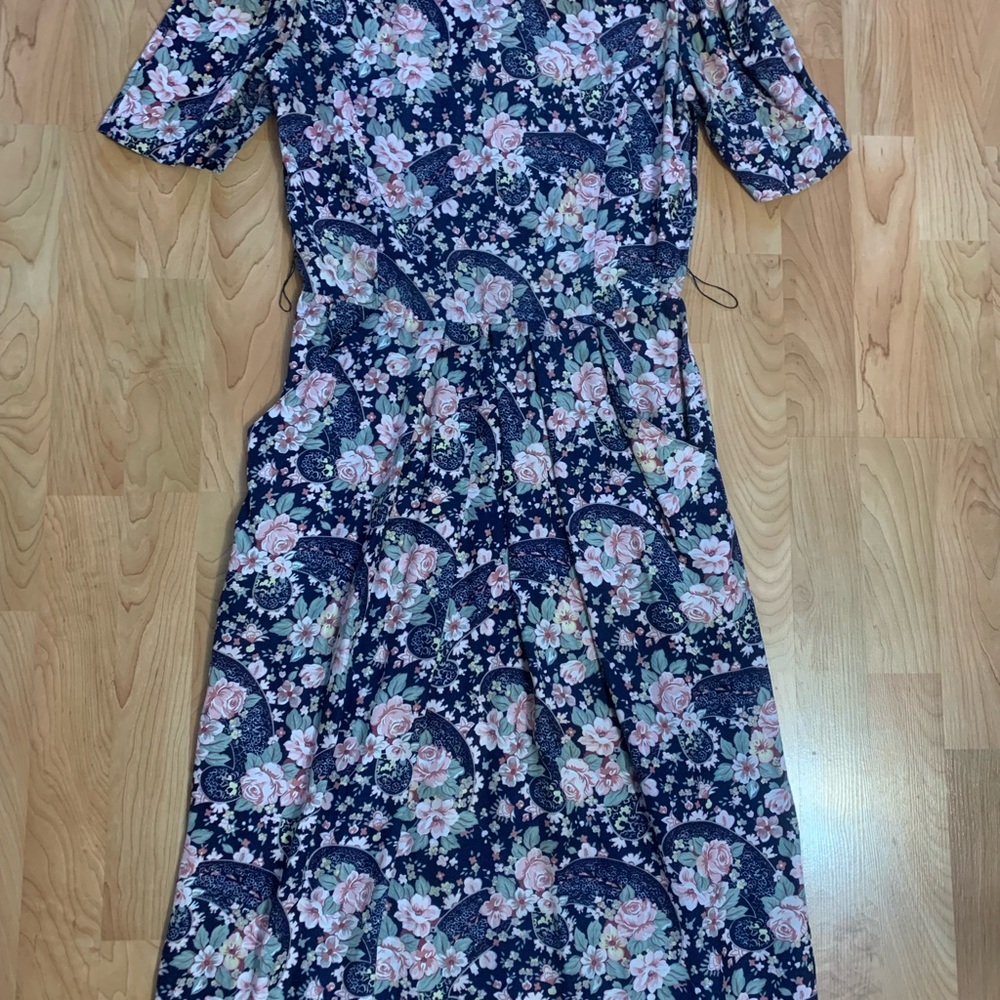 E.D. Michaels by Melanie Drucker Navy and Pink 80’s Floral shortSleeve Dress
